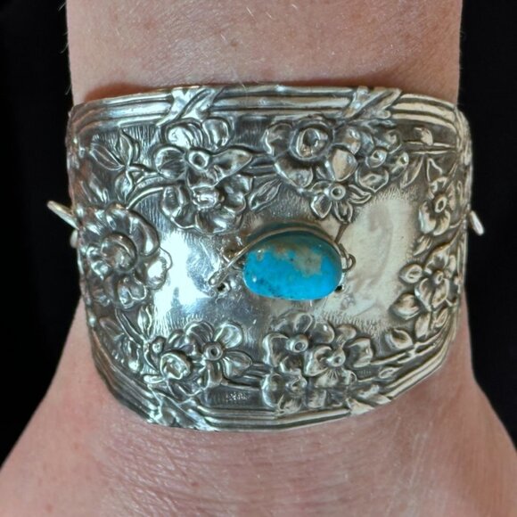 Antique Sterling Silver Cuff Bracelet Sleeping Beauty Turquoise 925 Victorian - Picture 8 of 9